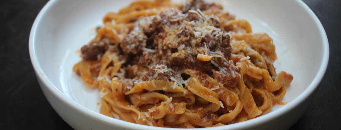 Pasta tagliatelle alla bolognese