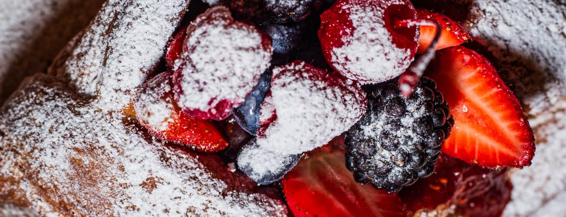 Red fruit croissant