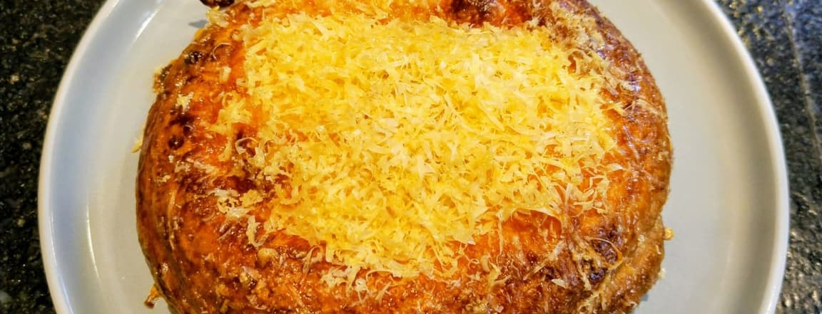 Cheese ball roll with cajeta