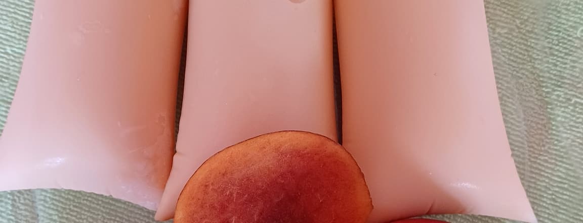 Peach yogurt ice cream