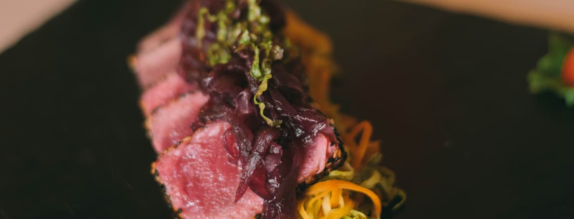 Sealed Tuna With Caramelized Red Onion