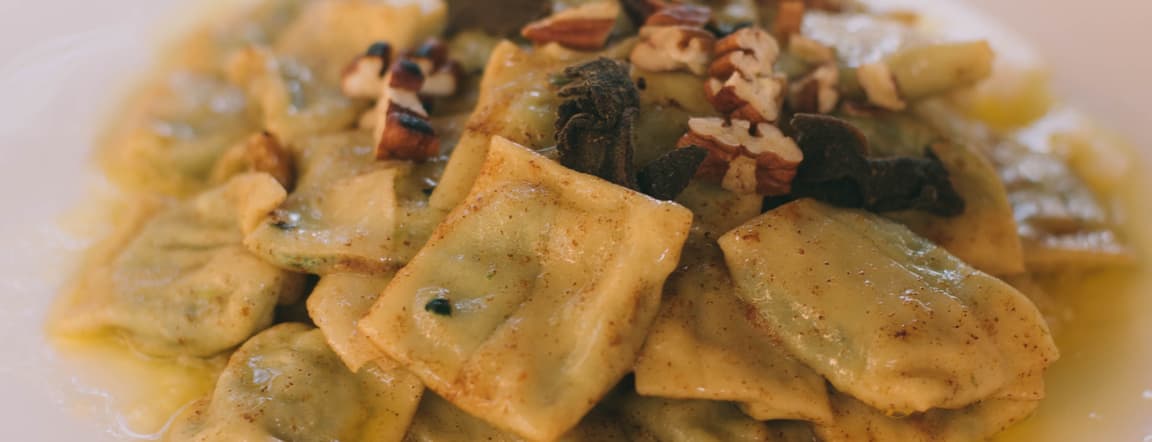Spinach and ricotta plin (ravioli) with butter and parmesan cheese
