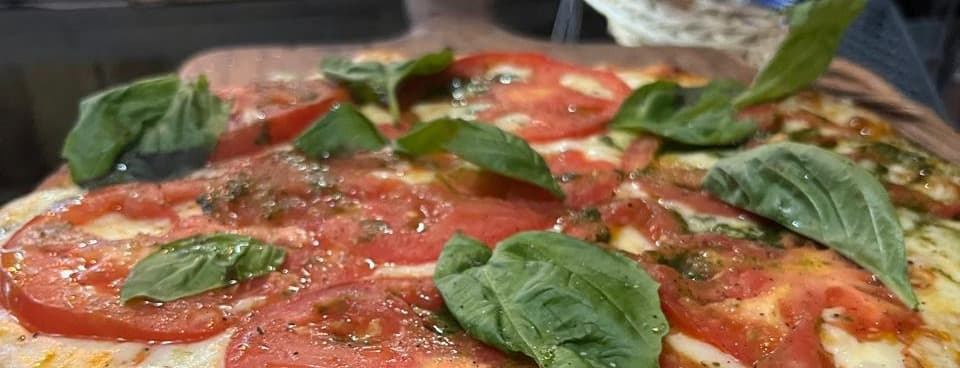 Margherita pizza