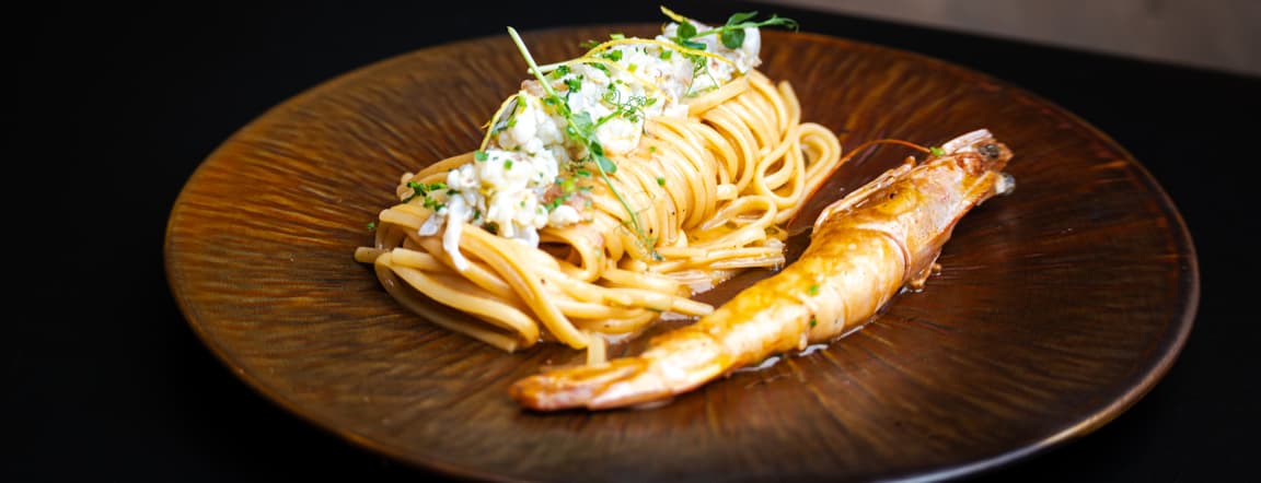 Linguini cacio e peppe and shrimp