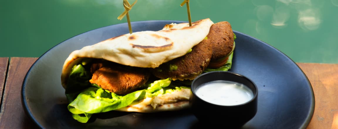 Falafel pita sandwich