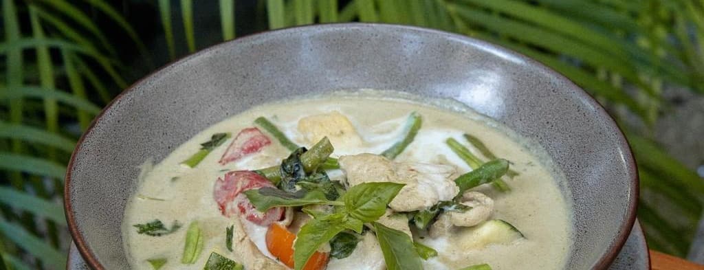 Gaeng Kiew Whan beef