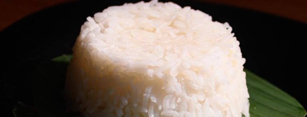 Side of steamed jasmine rice
