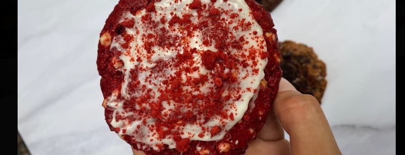 Creamcheese filled red velvet cookie