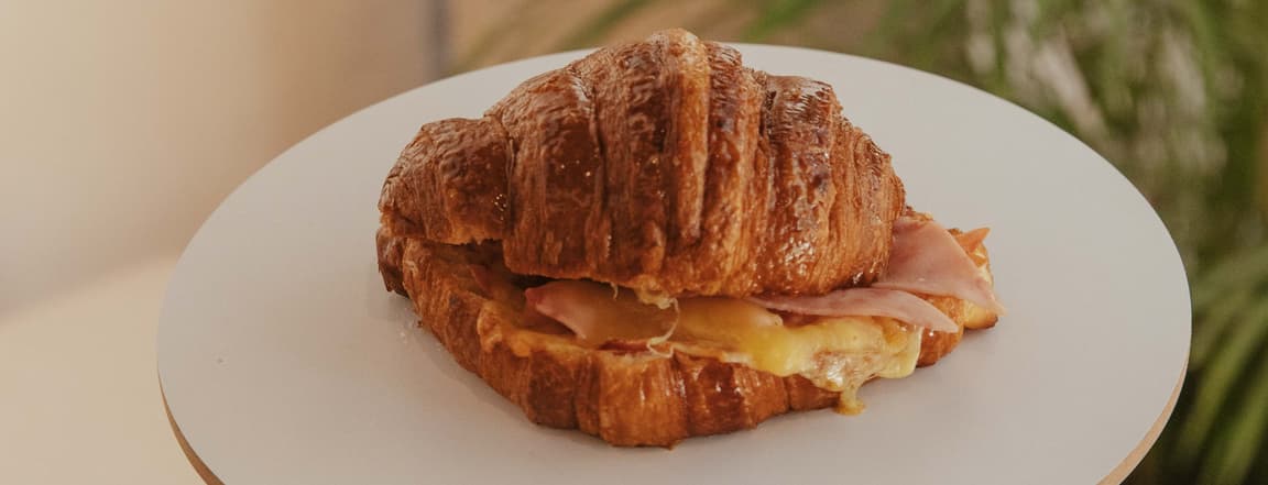 Jam & cheese croissant