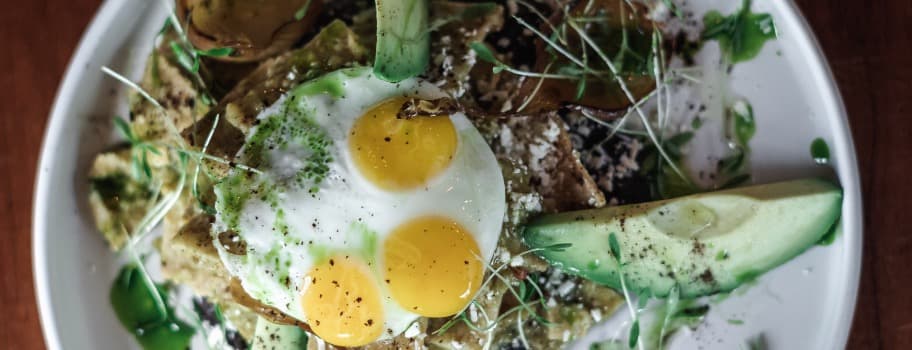 Green chilaquiles