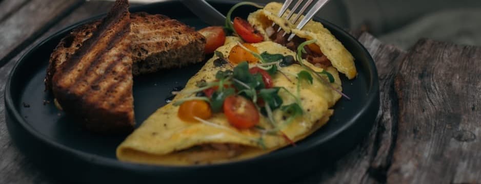 Omelette with bacon