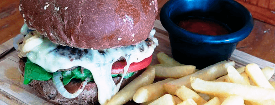 Straw hat burger