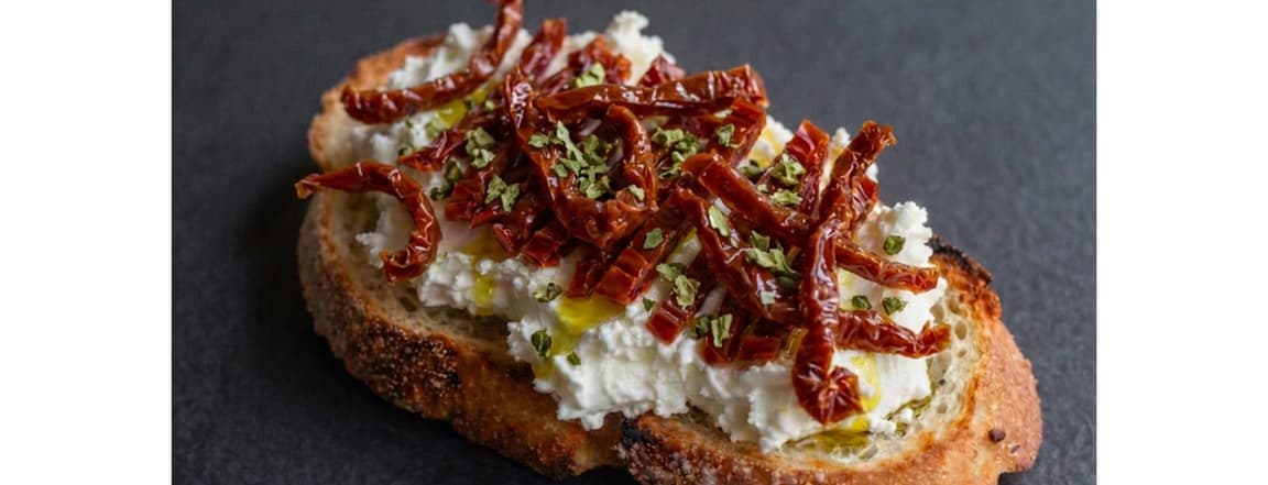 Bruschetta dried tomatoes