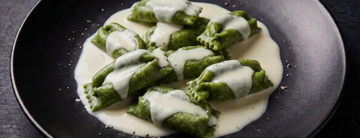 Ravioli double flavored - with grana padano sauce