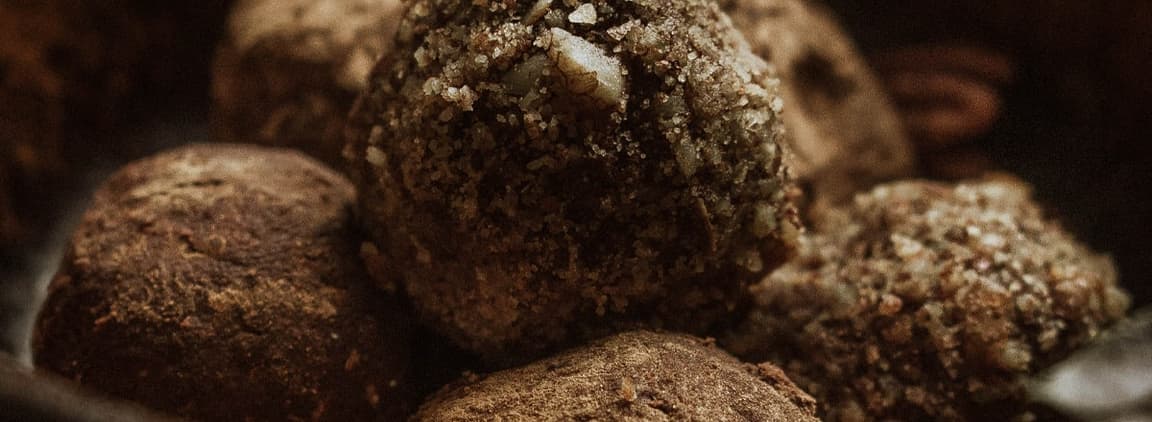 Bag of 6 chocolate truffles