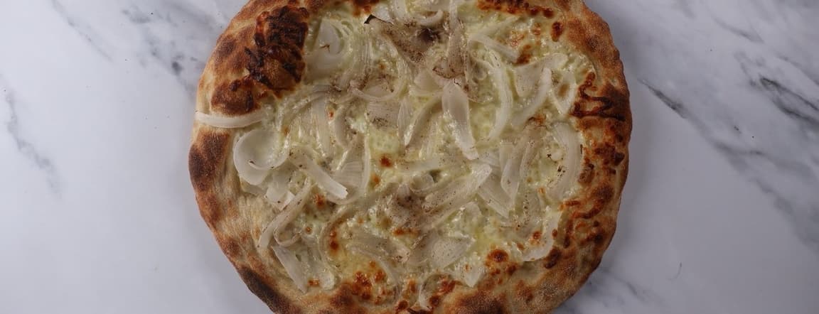 Pizza fugazzeta