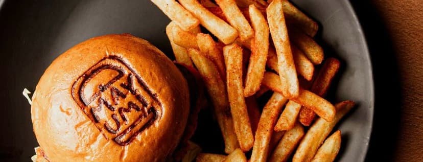 La beyond & fries