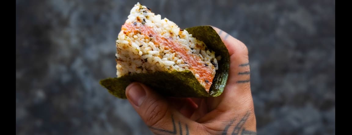 Tuna onigiri