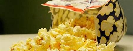 Freshly made butter flavored popcorn 80gr