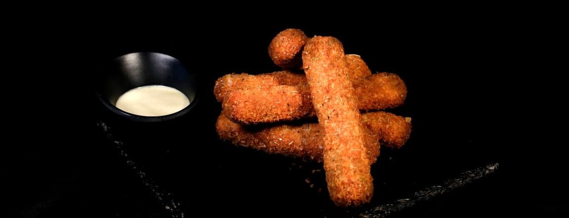 Mozzarella sticks