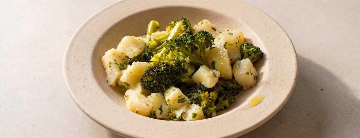 🍃 Rustic organic broccoli & potato salad - country-style