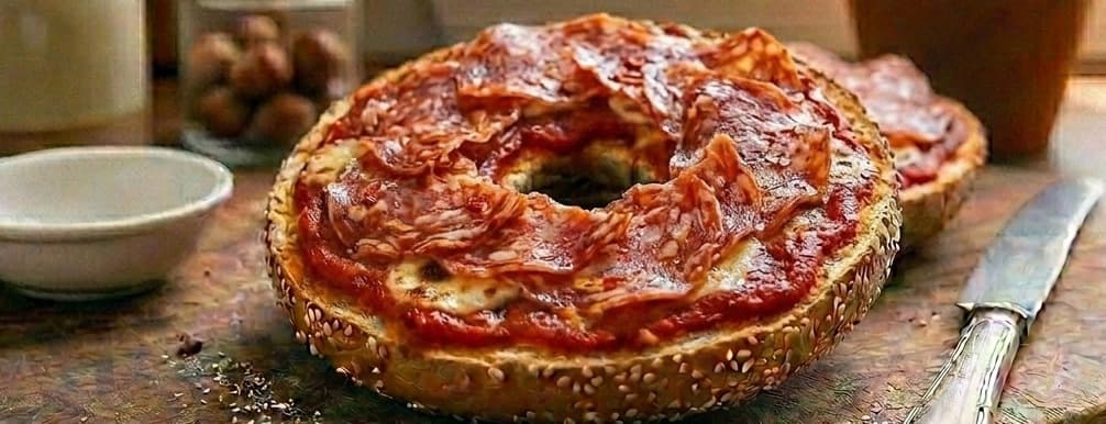 Pizza bagel diavola