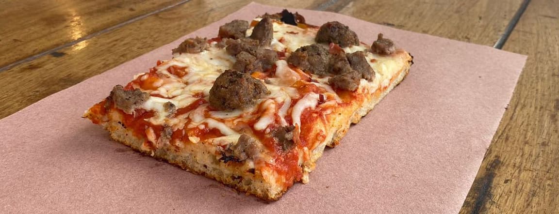 Pizza meat lover