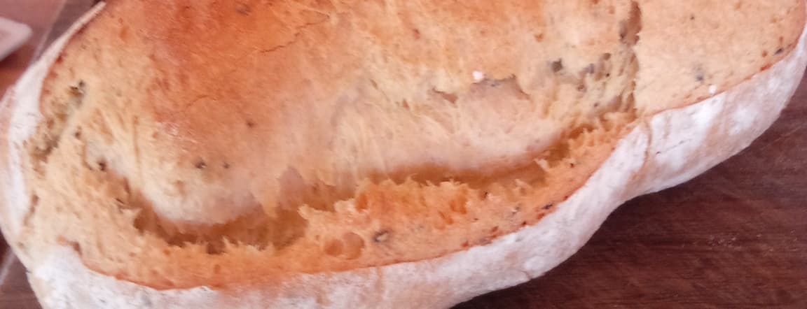 Sourdough bread with sesamo