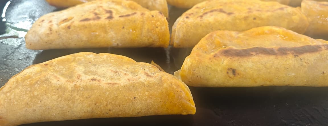 Order of 3 corn tortilla tacos (beef birria)