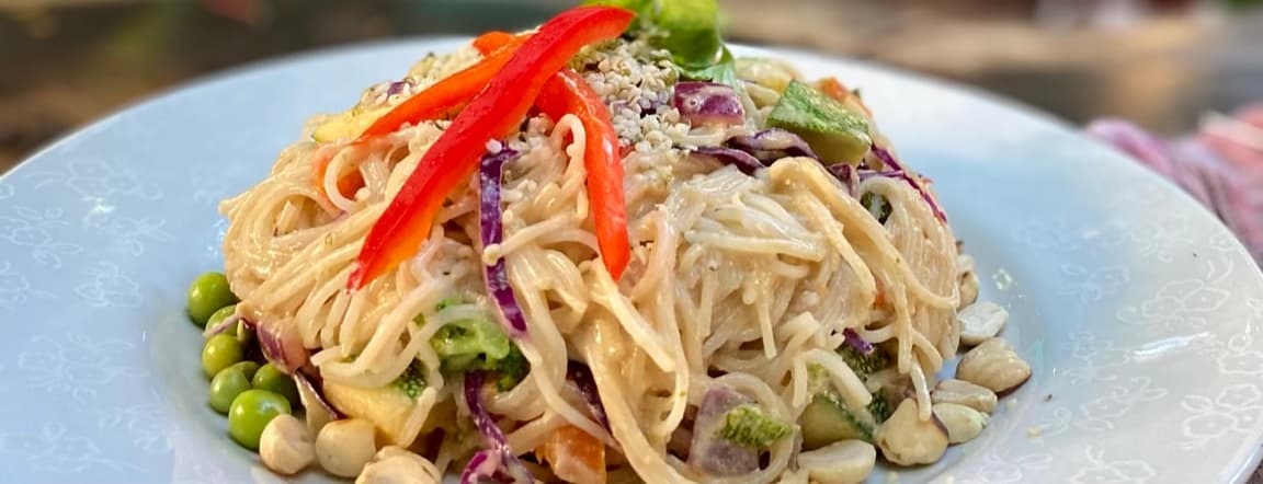 Pad thai with rice noodles