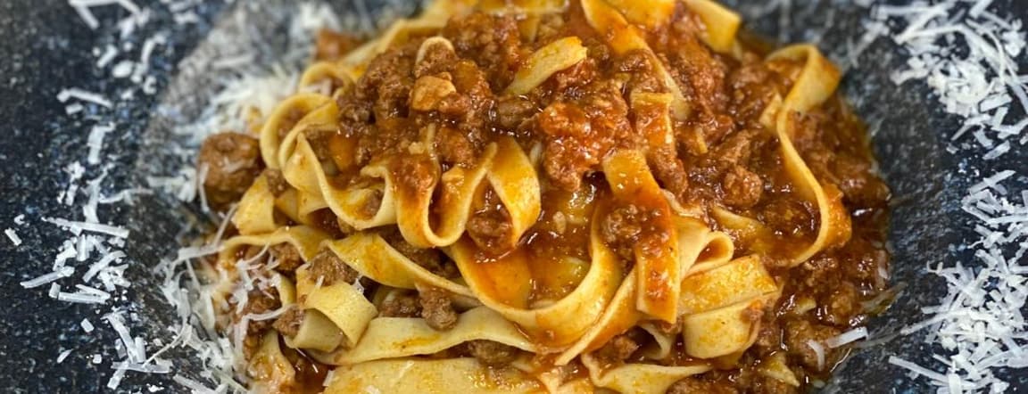 Fettuccine alla bolognese