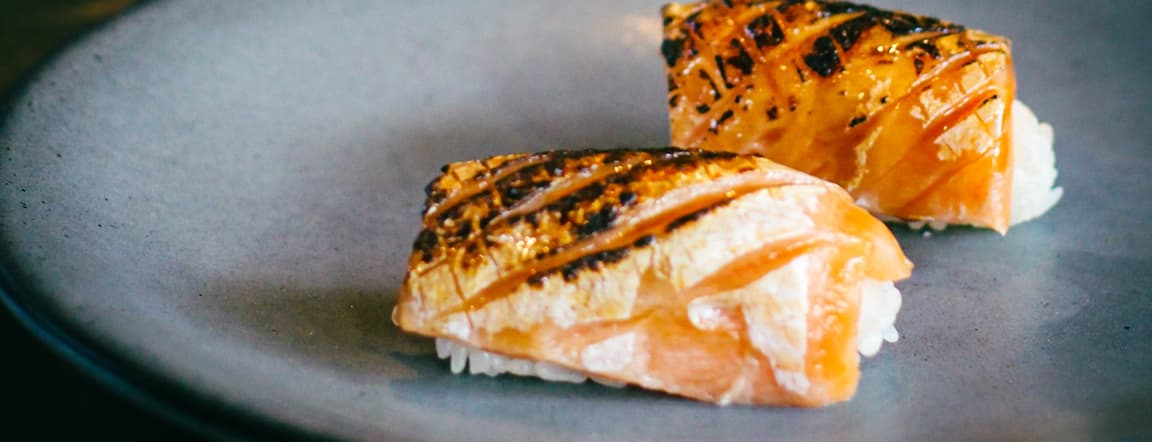 Fresh fish nigiris ( 2 u )