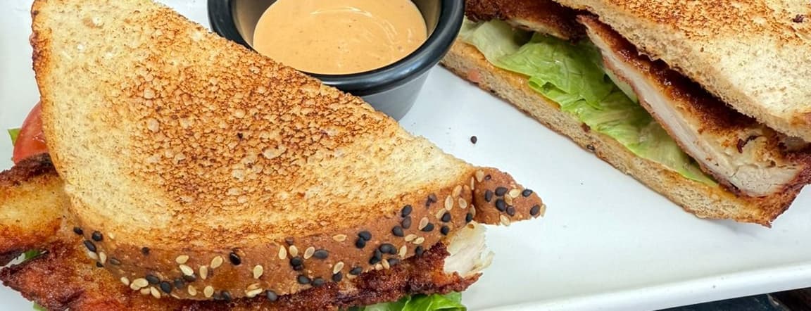 Crispy chicken sandwich