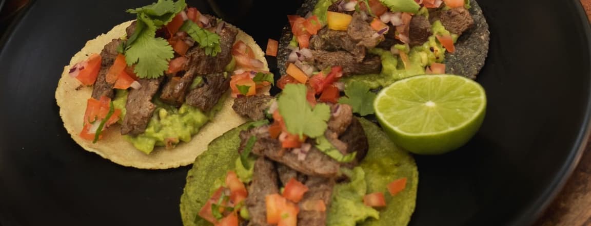 Grilled beef tacos (3 pzs)