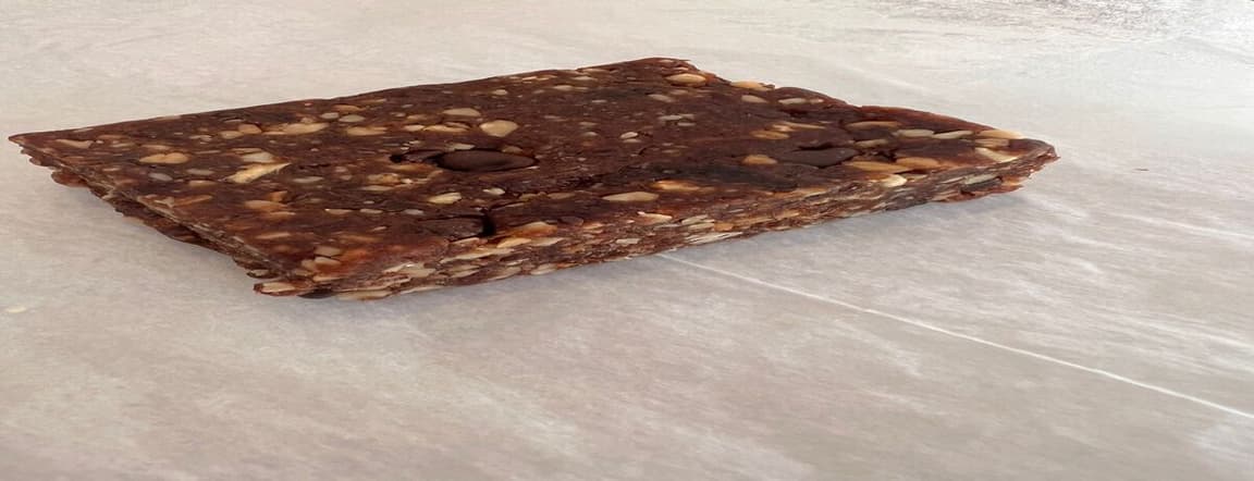 Peanut chocolate chips bar
