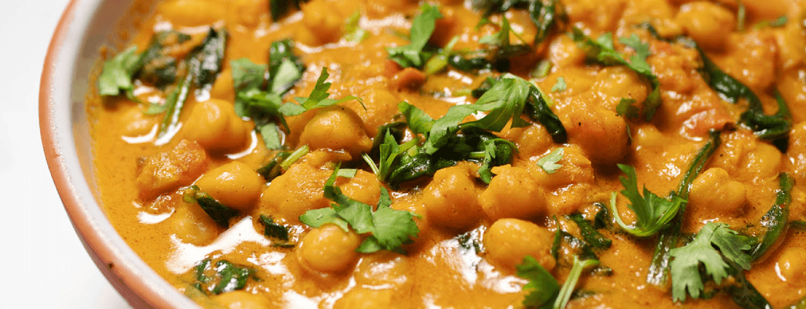 Chickpea spinach curry (chana masala)