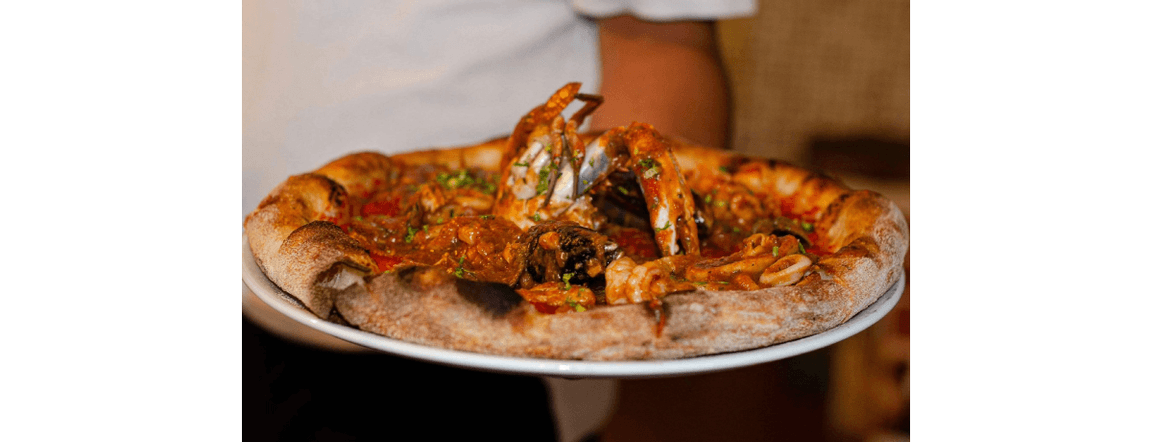 Frutti di mare (seafood pizza without cheese)