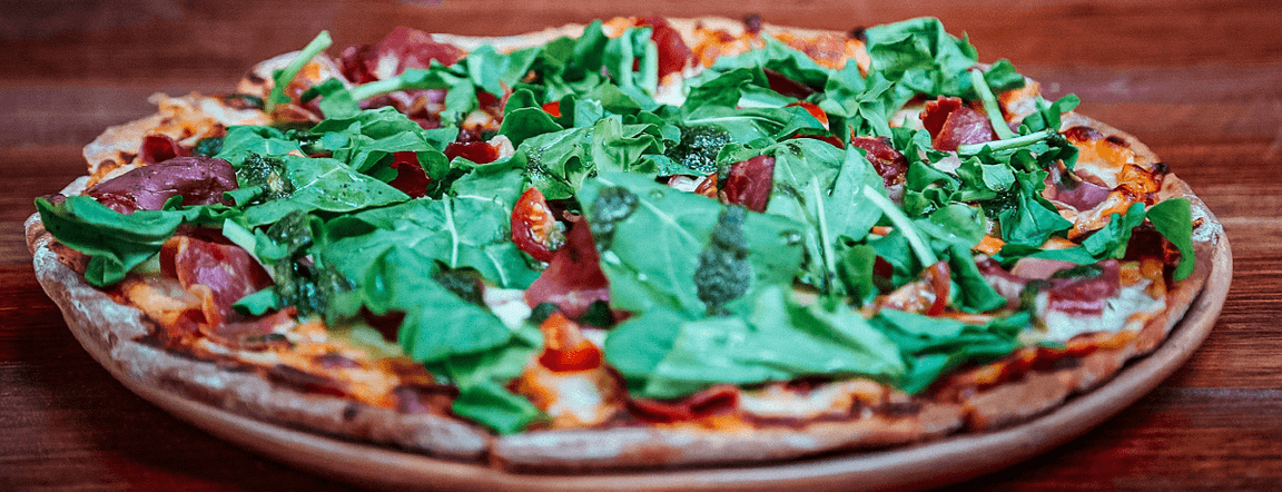 Prosciutto & rucula pizza