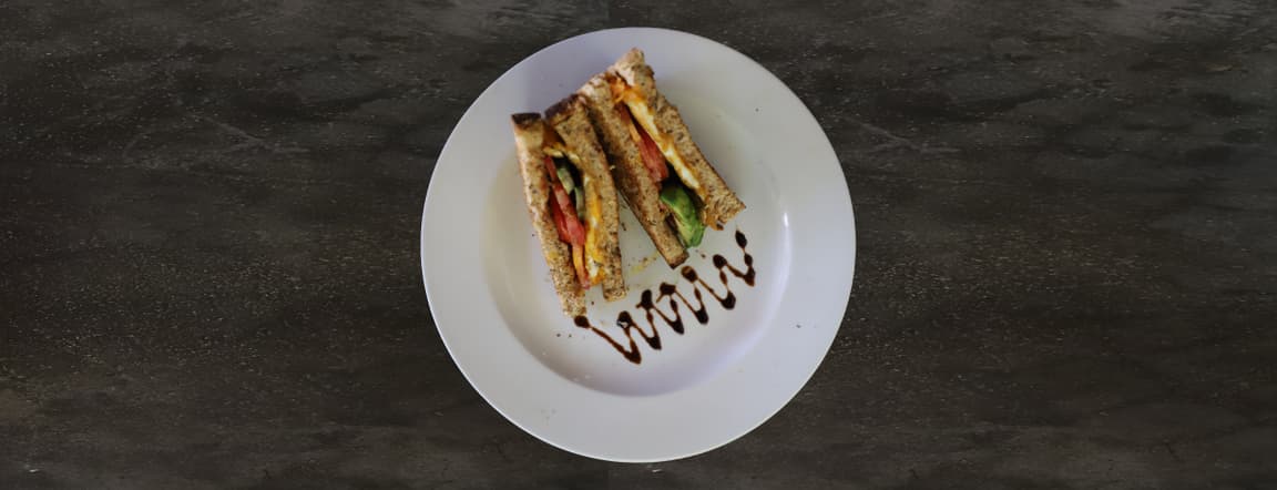 Breakfast sandwich